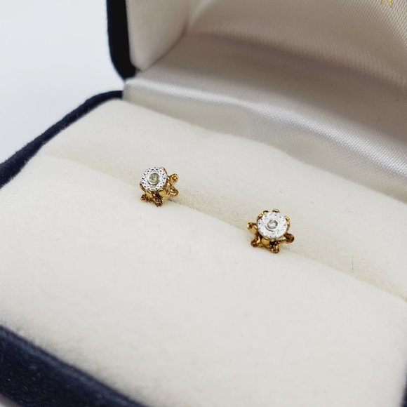 NEW VINTAGE DIAMOND CHIP STUD EARRINGS - Picture 4 of 4